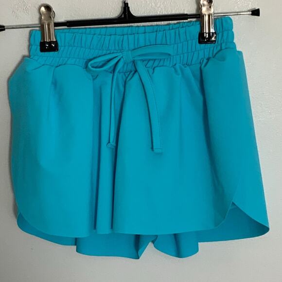 Be Elizabeth Butterfly Shorts NWT size 6 - Picture 1 of 4